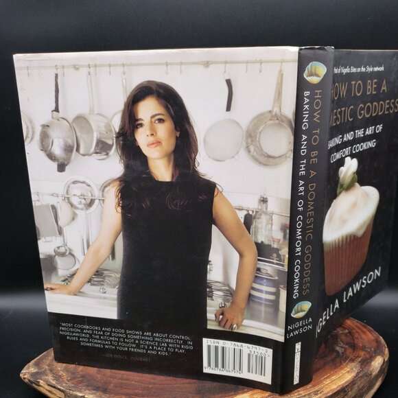 Nigella Lawson How to Be a Domestic Goddess Cooking Baking Hardcover Cookbook - Picture 2 of 10